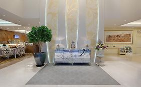 Khách Sạn Grand Silverland